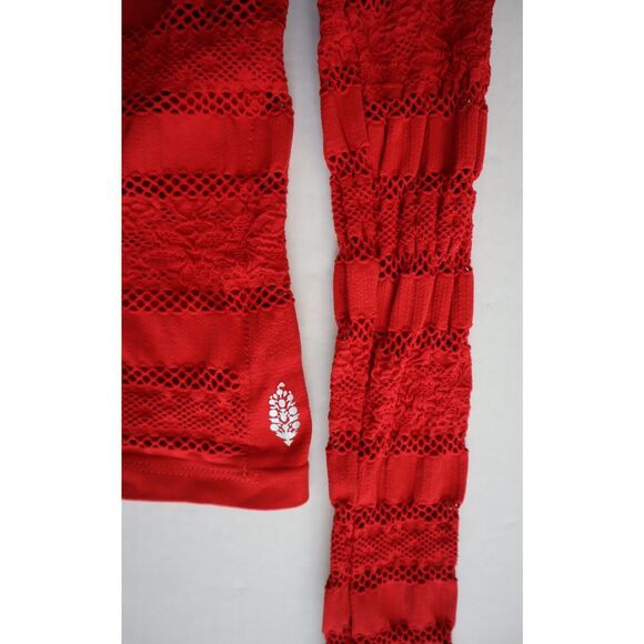 Free People Movement Women's Sz XS/S Winterberry Red Take On Me Layer Top - Picture 4 of 8